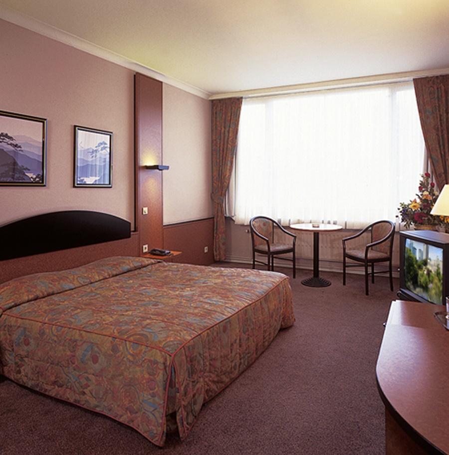 Hotel Europacity Saint-Josse-ten-Noode Екстериор снимка