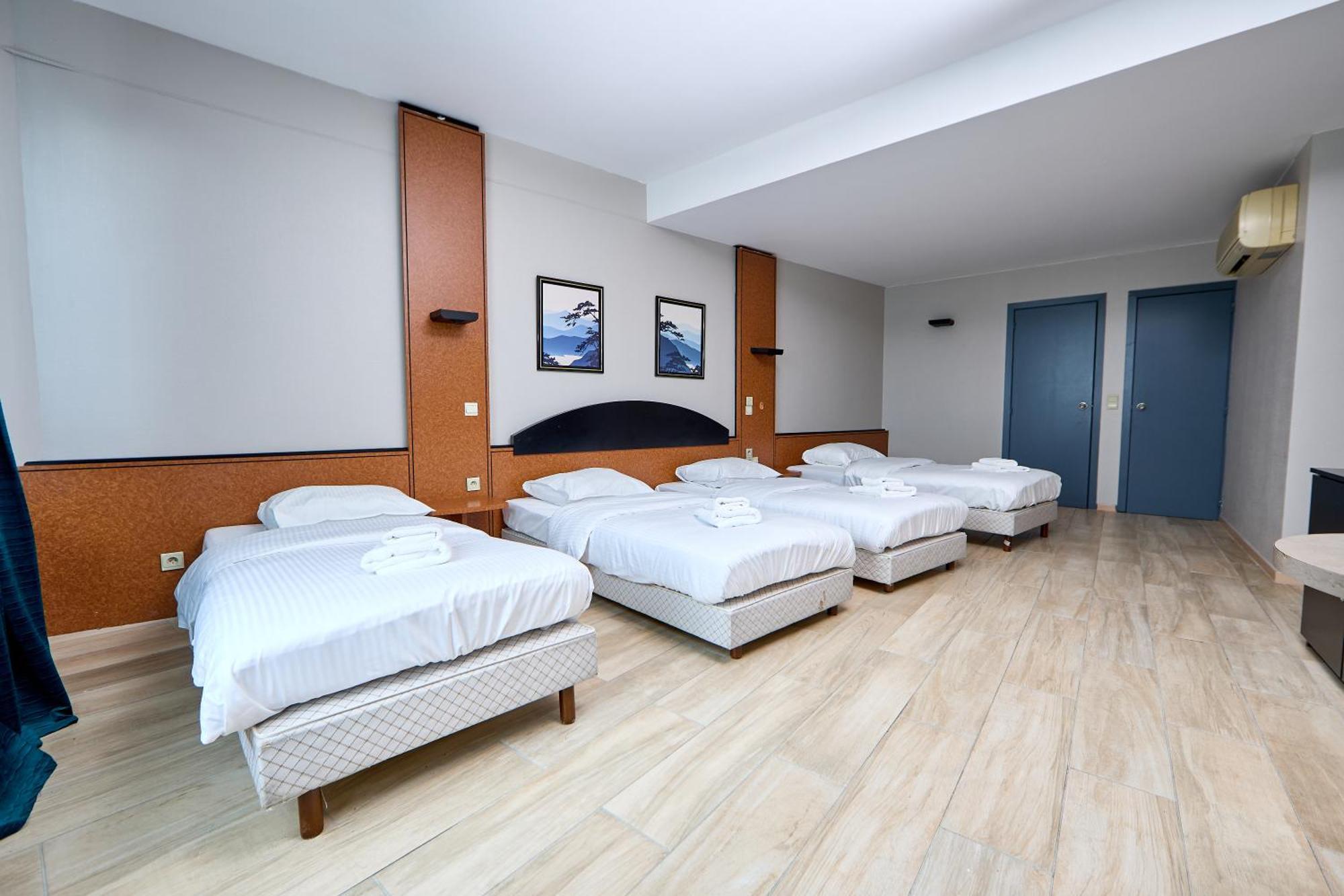 Hotel Europacity Saint-Josse-ten-Noode Екстериор снимка