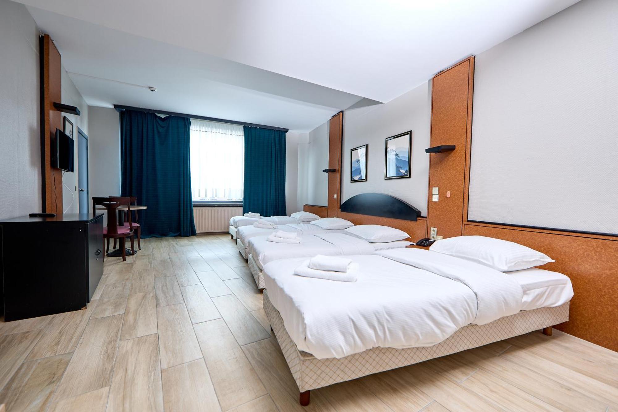 Hotel Europacity Saint-Josse-ten-Noode Екстериор снимка