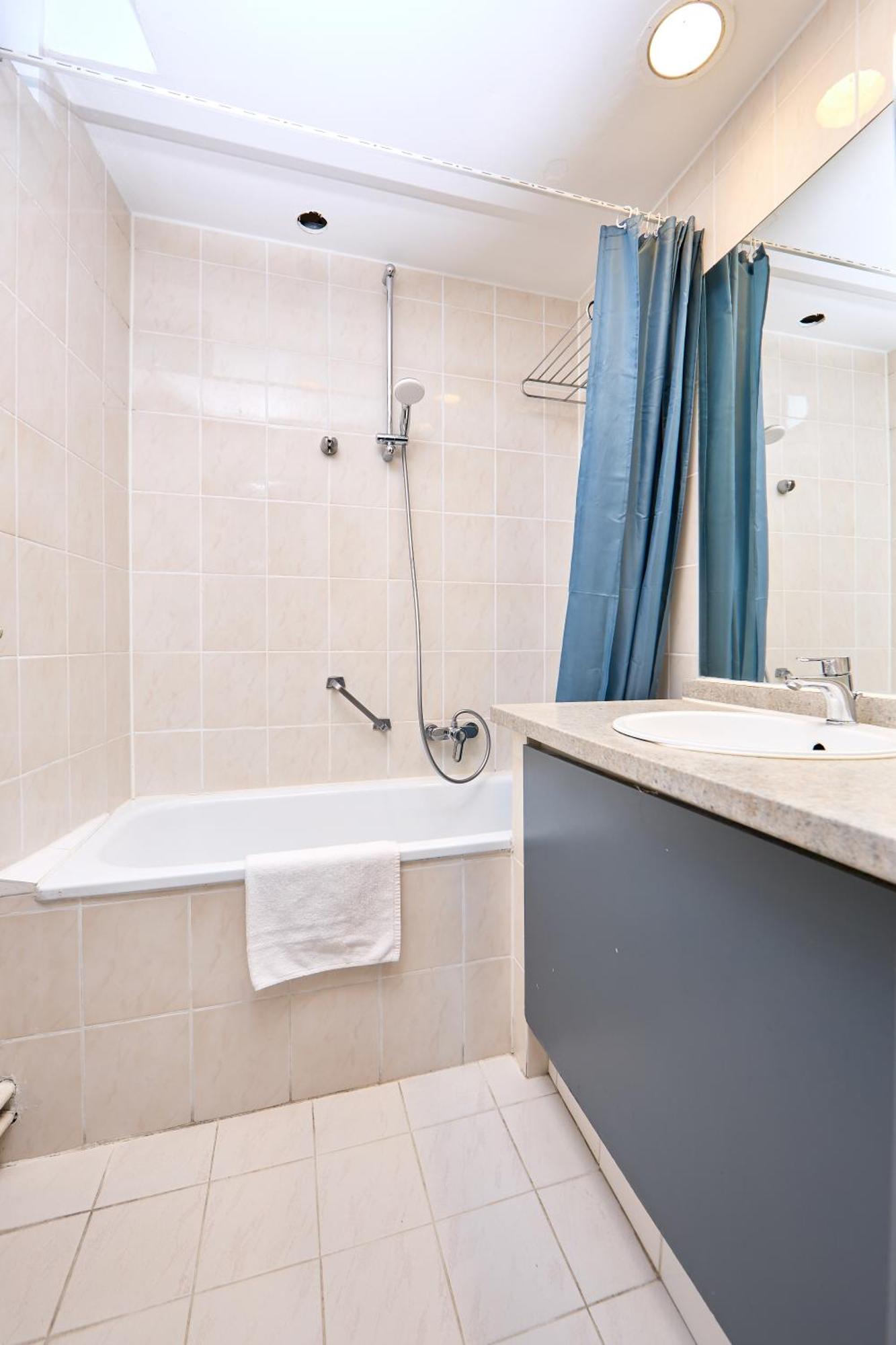 Hotel Europacity Saint-Josse-ten-Noode Екстериор снимка